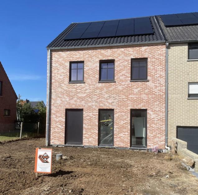 2415a85d 0730 43a9 950e 009e1704ea70