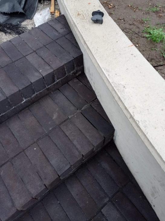 3437e6b5 a2d9 414c be48 3f2f01f687aa