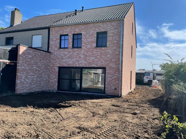 a0787c17 64e4 48b1 8b14 b5805a7529bd