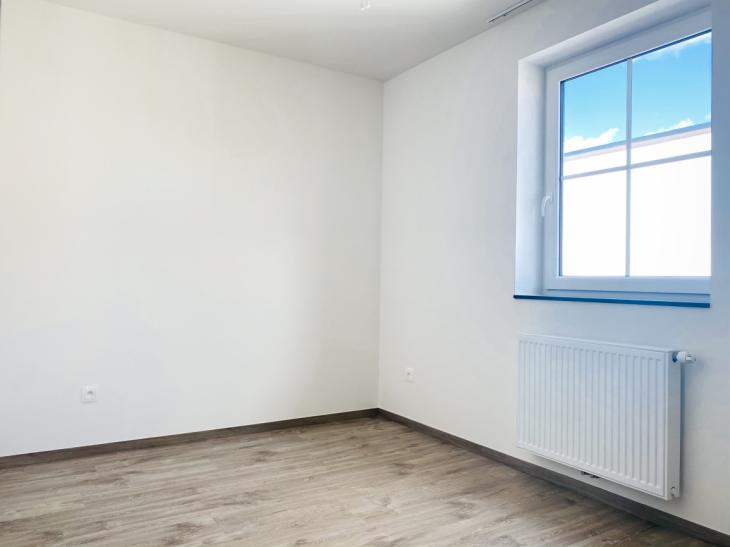 vastgoedberingen maasheide12beringen slaapkamer